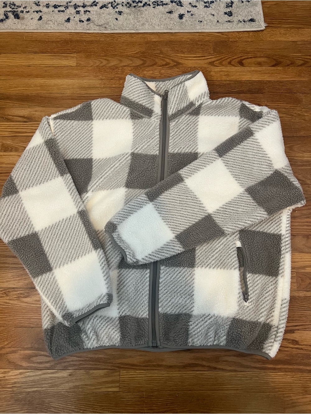 Joe Fresh Women’s Gray and White Checkered Fleece Zip-Up
